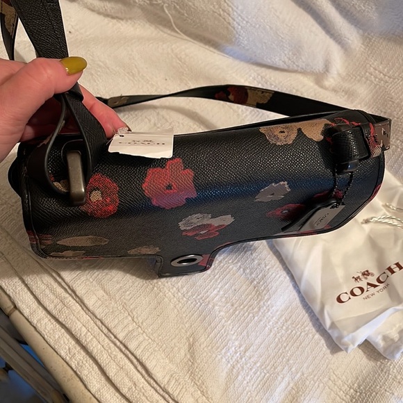 COACH -Page leather saddle bag in black floral - 33615 - NWT❤️ - Picture 12 of 12